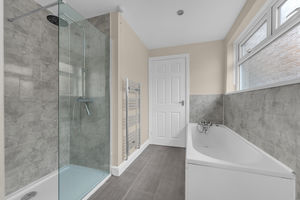 Photo 16- click for photo gallery